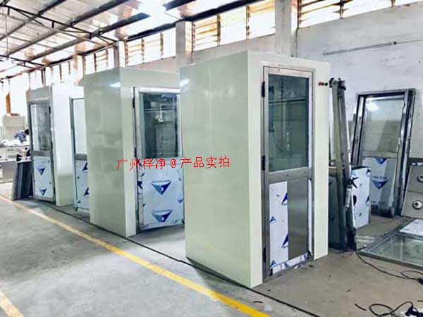 在工業生產過程中，風淋室作為一種重要的凈化設備
